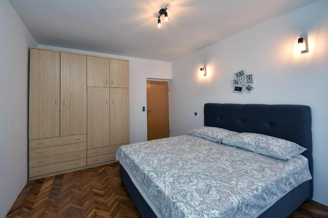 Family Apartment Sara Zadar Eksteriør bilde